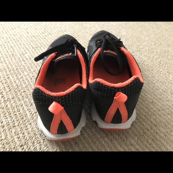 Puma sneakers - Picture 2 of 5